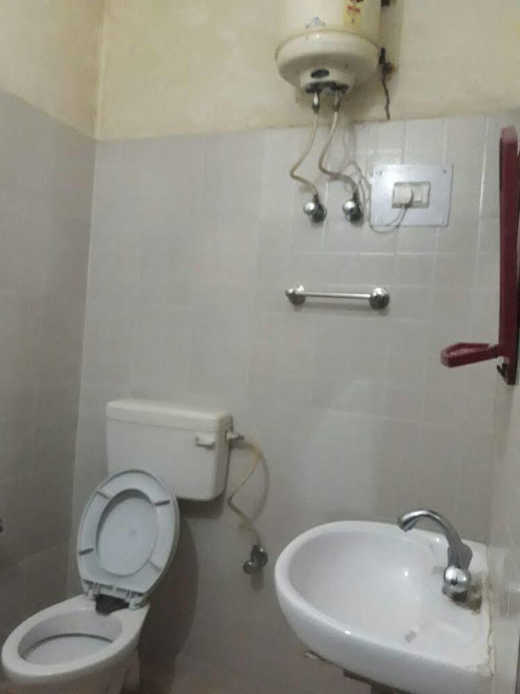 Ali Baba Guest House Varanasi Exterior photo